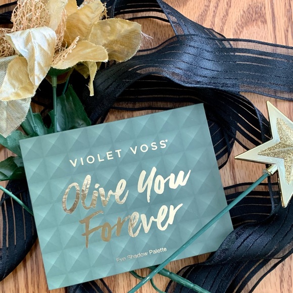 VIOLET VOSS OLIVE YOU FOREVER EYESHADOW PALETTE 12 BOLD SHADES BRAND NEW IN BOX - Picture 5 of 16